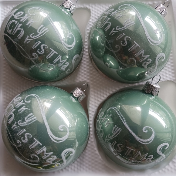 Christmas Balls - Picture 8 of 10